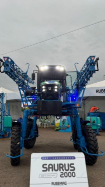 Pulverizador Rubemaq Autopropelido Saurus 2000 lts - Agropecuária Ubá